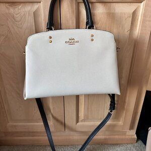 Coach Bag Black/Cream Leather with detachable crossbody strap